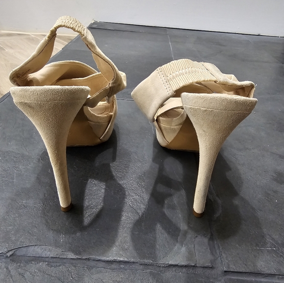 DIANE VON FURSTENBERG Beige Suede Platform Open Toe Stiletto Sandals Pumps 7.5 - - Picture 3 of 6